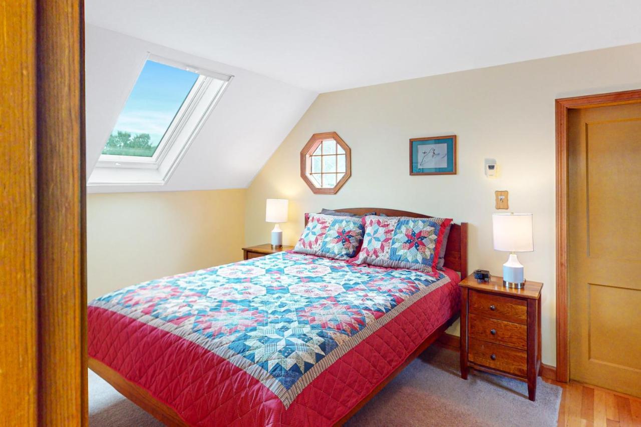 Cape Me Away Villa Gilford Bagian luar foto