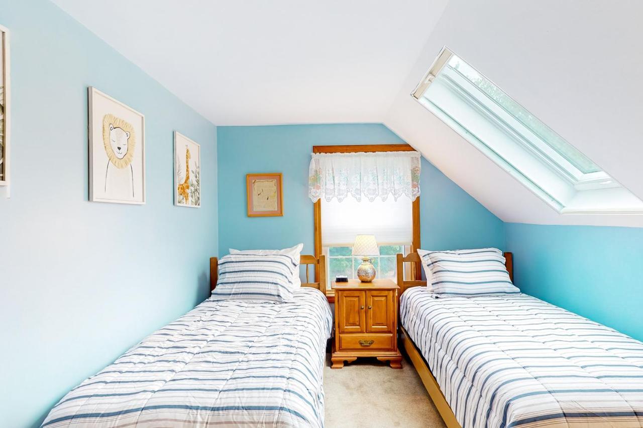 Cape Me Away Villa Gilford Bagian luar foto